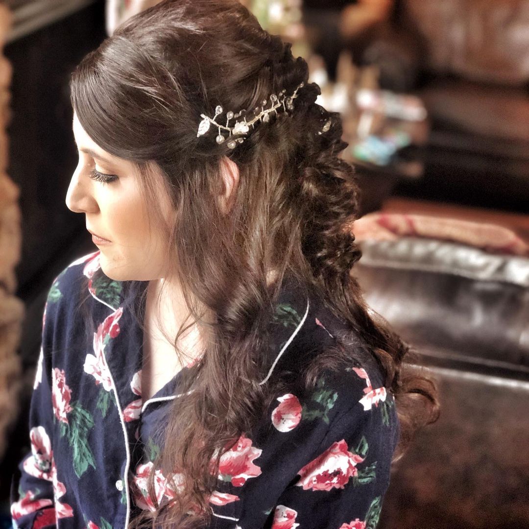 Wedding Hairstyles For Long Straight Hair Down - Sleek Hair Wedding