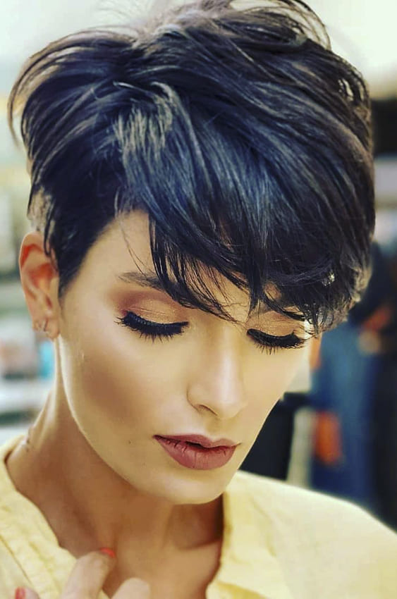 black and pixie short layered hairstyles