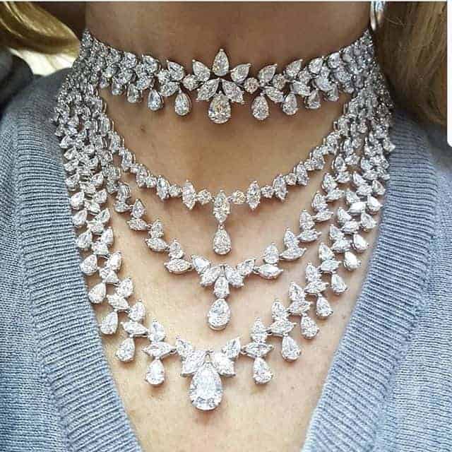 exaggerated diamond necklace designs.