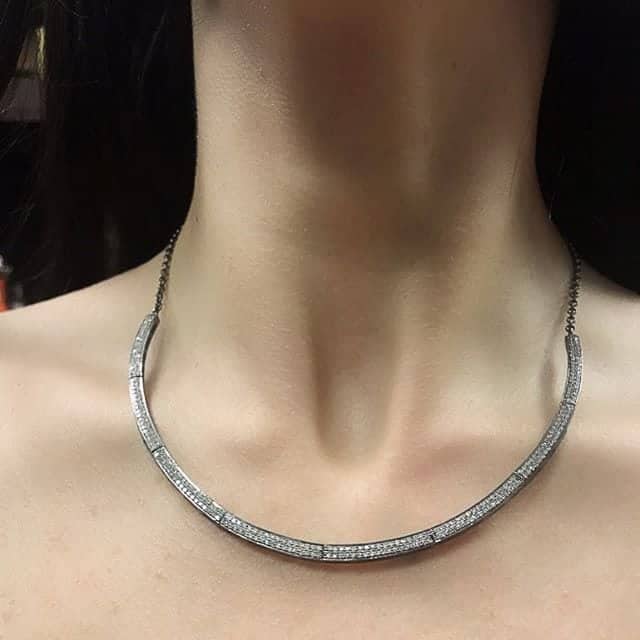 Large stone matte diamond necklace