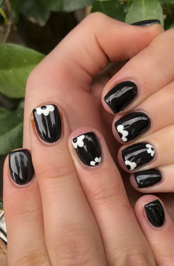 Black acrylic nails Designs