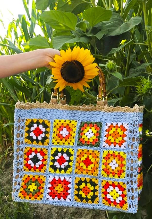 Little Granny Square Crochet Bags (3)