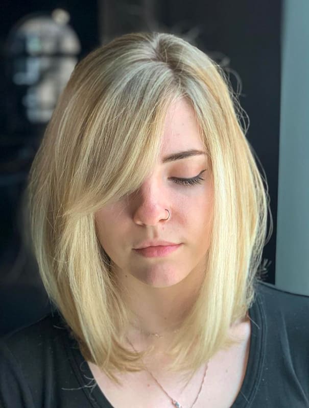 Natural blonde short bob hair