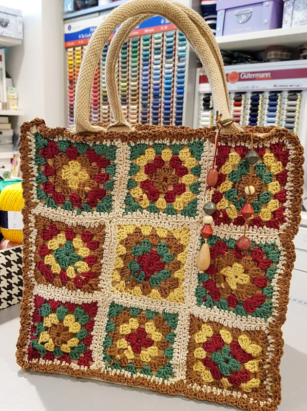 awesome hippie granny square crochet bag