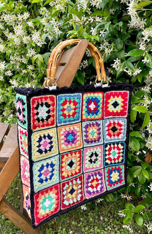 small granny square crochet bag