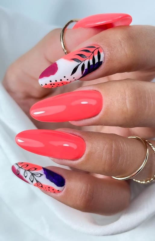 25 Best Almond Nails Shapes and Color Ideas 2022 (4)