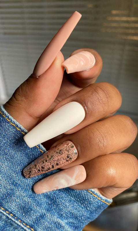 Long marble matte nails