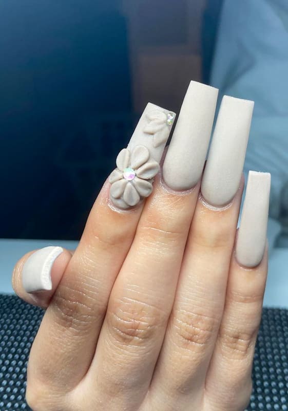 Matte coffin acrylic nails