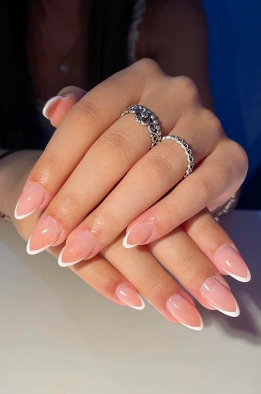 White almond french tip nails