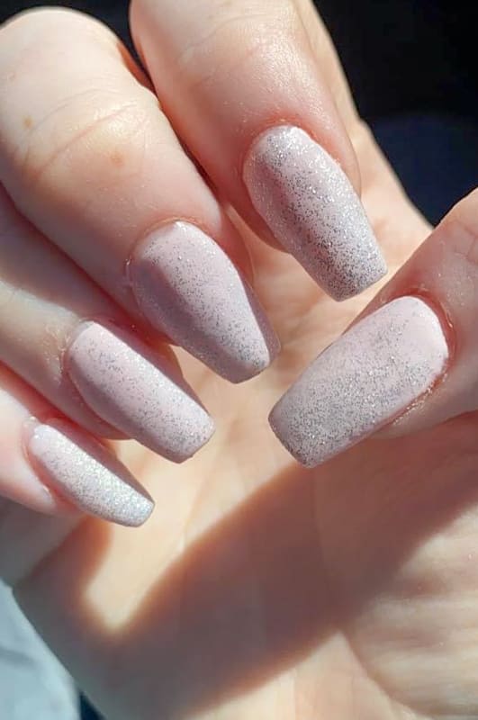 Matte glitter nails