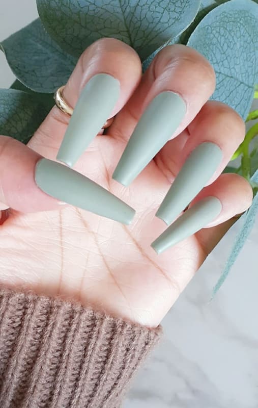 Matte green nails