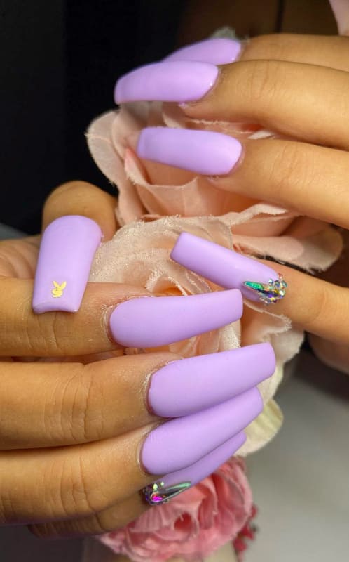 Matte lavender nails