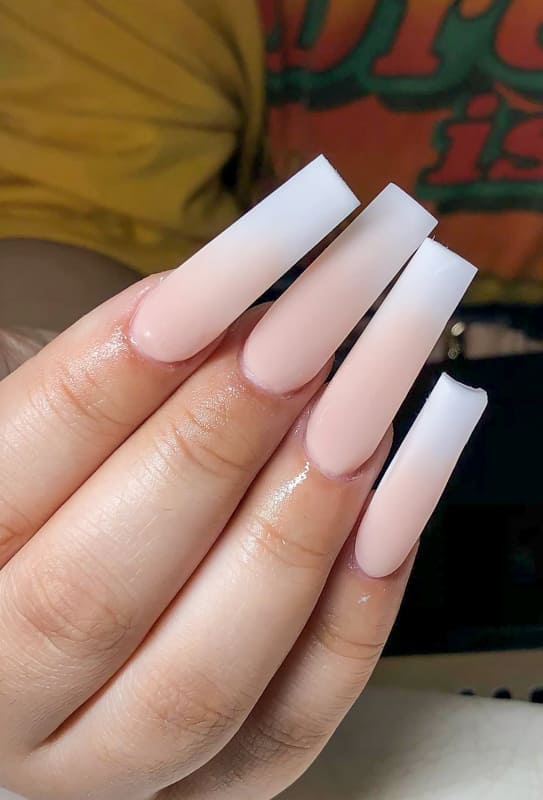 Matte ombre nails