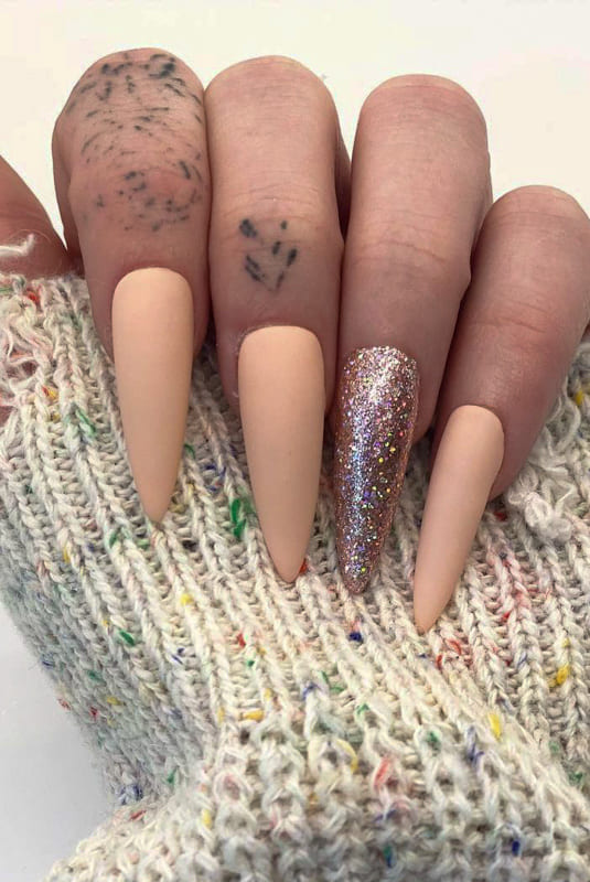 Matte stiletto nails