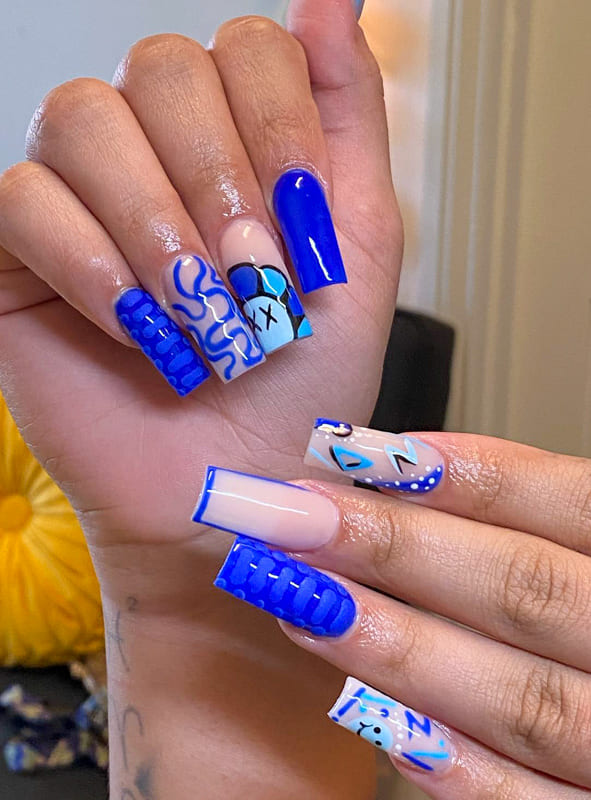45+ Awesome Blue Nails Manicure Design Ideas (2)