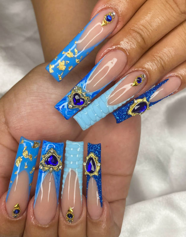 45+ Awesome Blue Nails Manicure Design Ideas 4