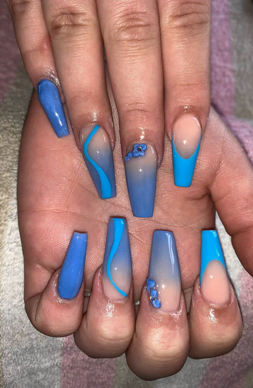 Blue ombre coffin nails