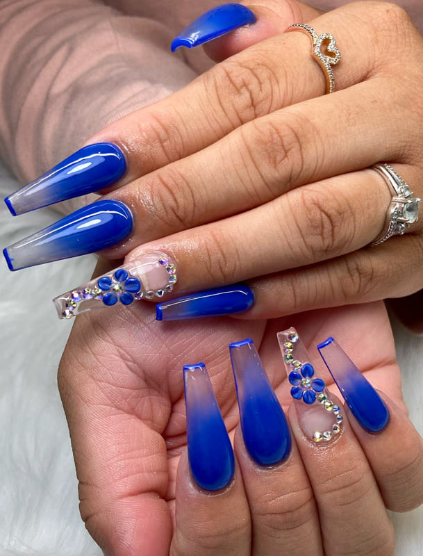 Coffin royal blue ombre nails