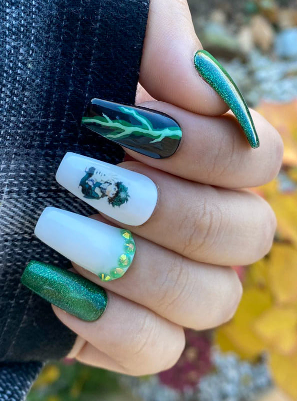 Long fake spring green nails