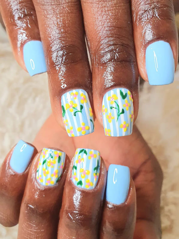 Blue short square floral nails
