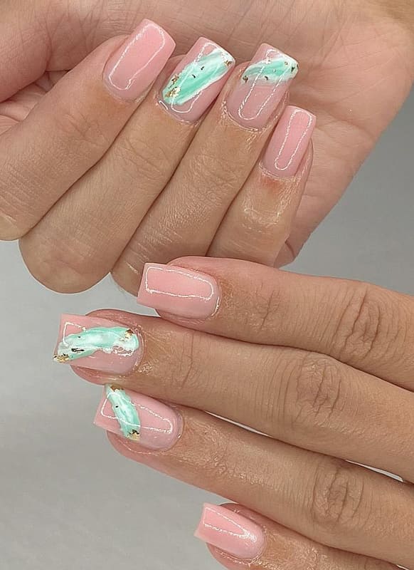 Short Nail Manicure Ideas: The 21 Best Designs to Try - College Fashion