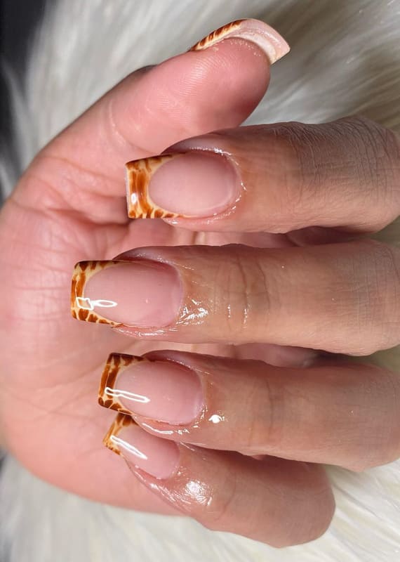 Short french tiger square nails