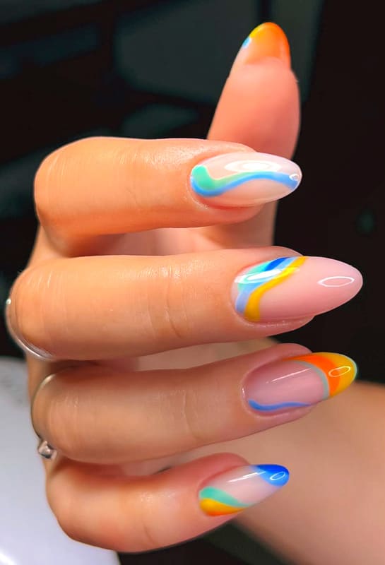 Short swirl acrylic nails