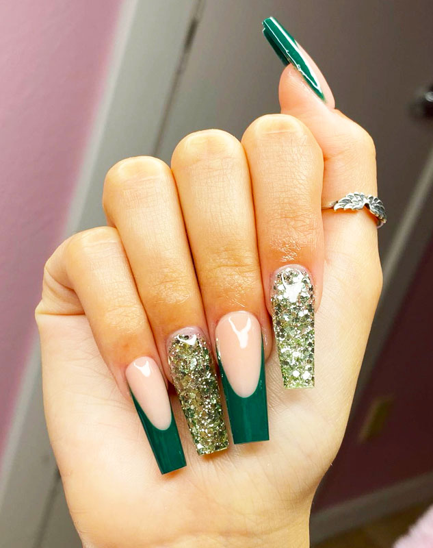 Coffin glitter emerald green nails