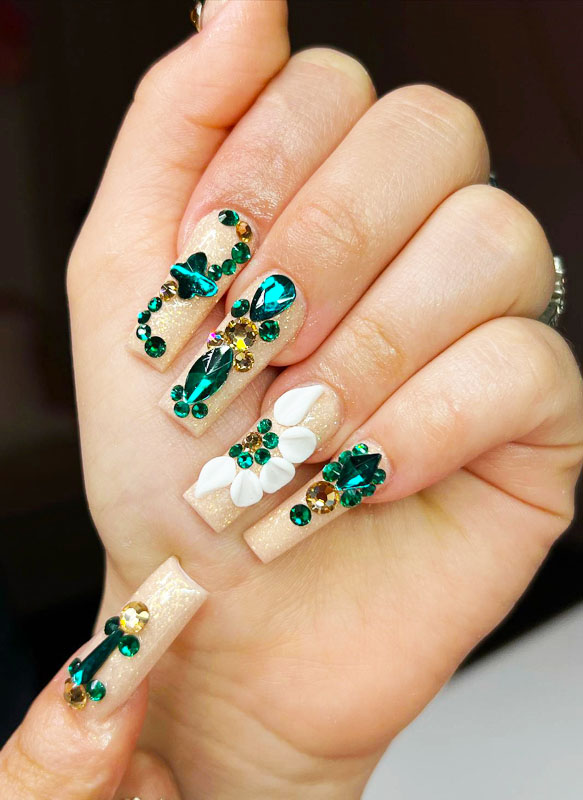 Emerald green square nails